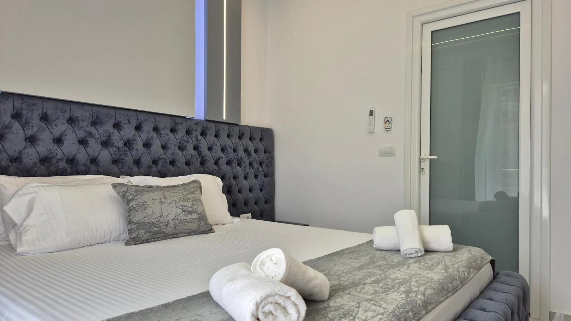 Aparthotel Vila Roxhest Sarande Albania